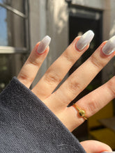 Load image into Gallery viewer, Gold Seashell Ring