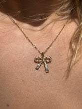 Load image into Gallery viewer, Coquette Bow Necklace