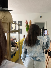 Load image into Gallery viewer, UO heart dye crew