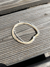 Load image into Gallery viewer, Creme String Bracelet