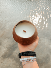 Load image into Gallery viewer, Aloha Coconut Candle