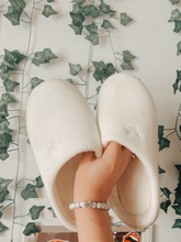 Load image into Gallery viewer, Basic White Slippers