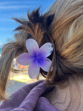 Load image into Gallery viewer, Hibiscus Purple HairClip
