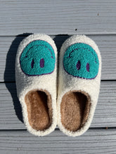 Load image into Gallery viewer, Blue Preppy Slippers

